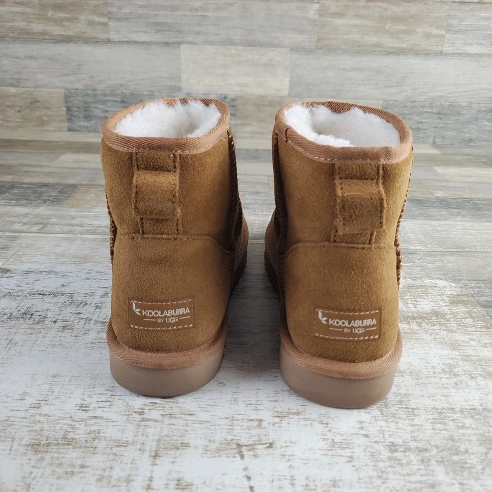 Koolaburra by UGG Koola Mini II Womens Boots Sz 9 Chestnut Suede Slip On Mid Top